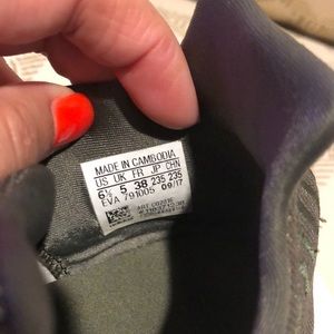 adidas Shoes - Women’s Adidas. Army green color. adidas Shoes - Women’s Adidas. Army green color.